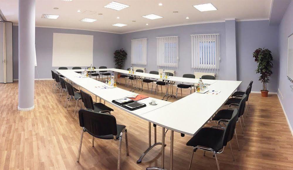 Kempe Komfort Plus Hotel Solingen Bagian luar foto